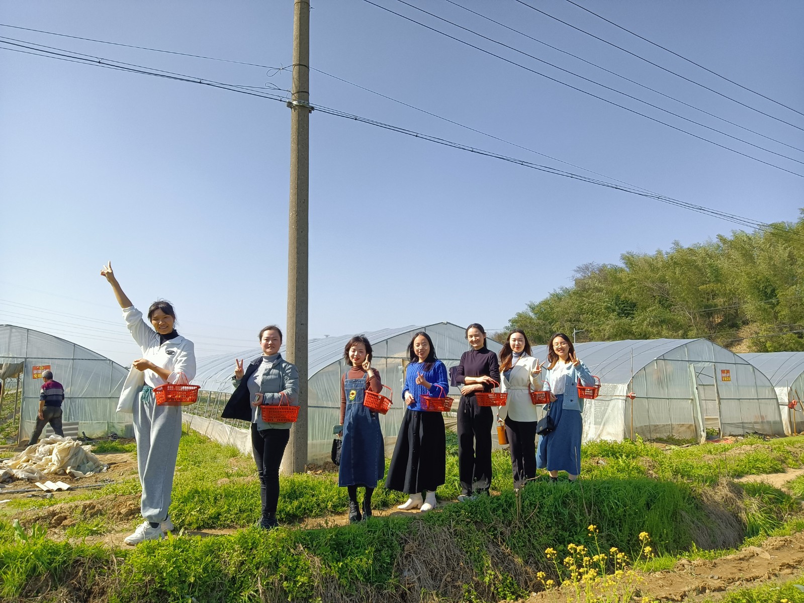 三八节部门女教师团建-2.jpg