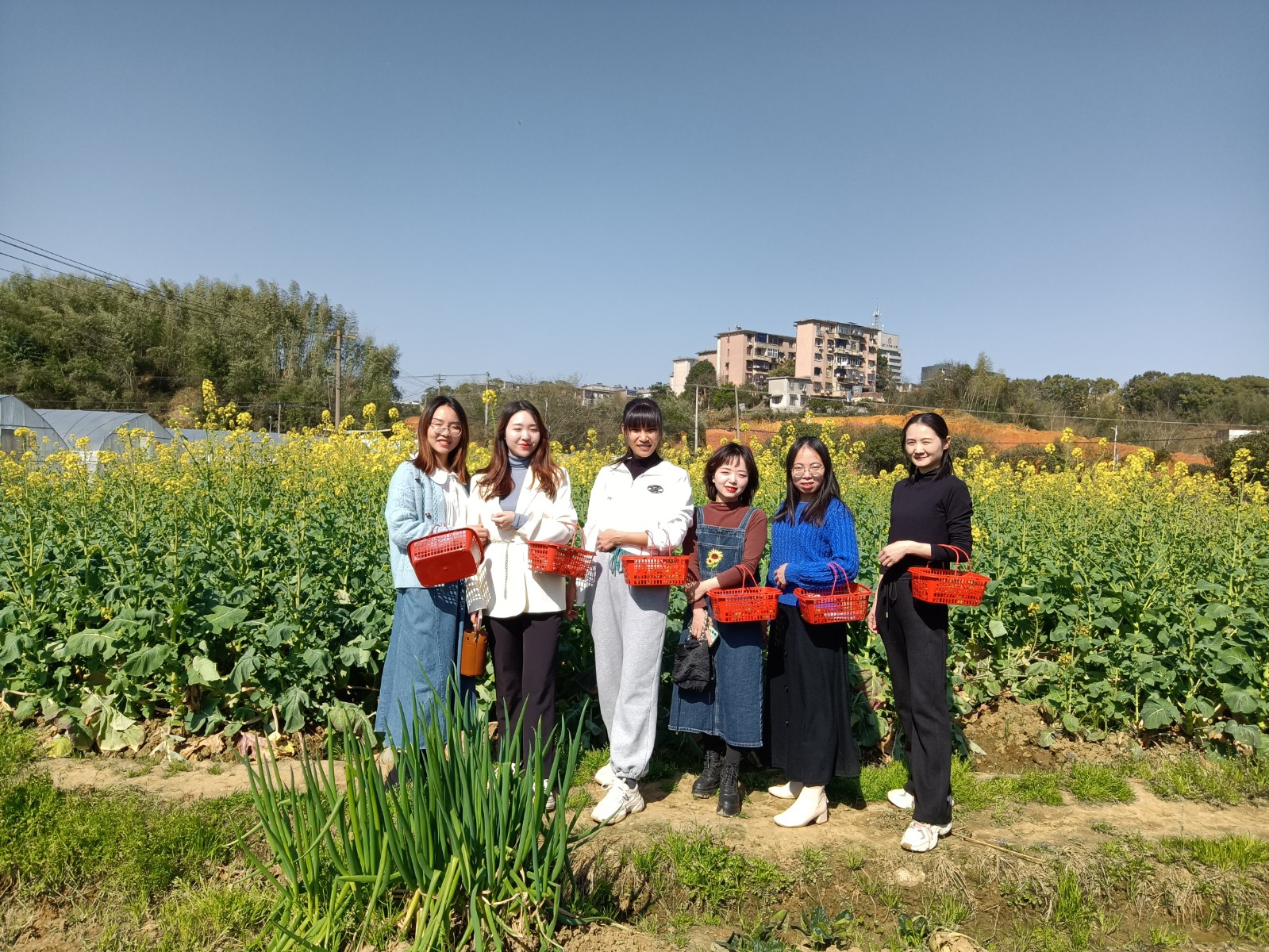 三八节部门女教师团建-4.jpg